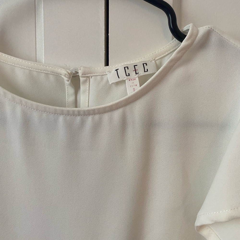 TCEC White Ruffle Sleeve Top - Picture 3 of 6